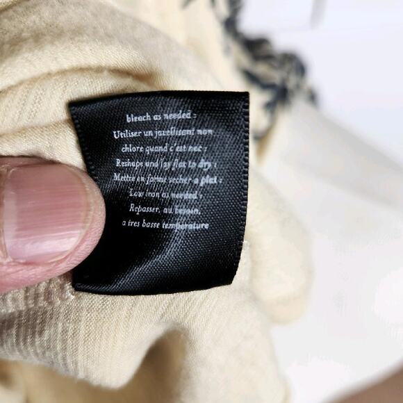 Deletta Anthropologie Ascending Roses Top Cream Grey Motif Women's Small‎ - Picture 10 of 10